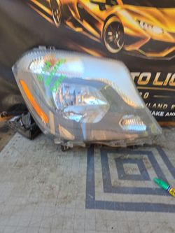 For 2014-2017 Mercedes Benz Sprinter 2500 Headlight Halogen Passenger Side