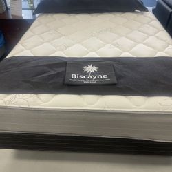 Queen Plush Mattress 