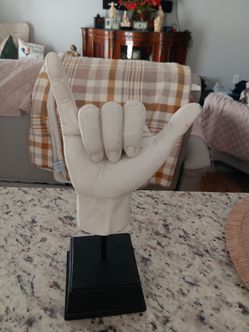 Hand sculpture Hang Looose