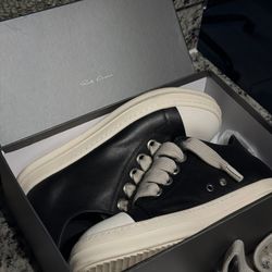 Rick Owen’s Low top Jumbo Lace Size 11