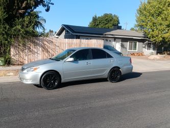 2004 Toyota Camry