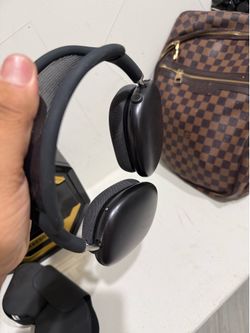 Air pods max