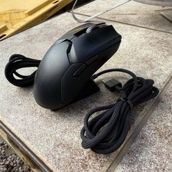 Razer Viper Ultimate & RGB Charging Dock