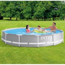 Pool Set