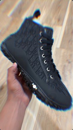 Men’s shoes