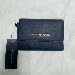 Tommy Hilfiger Women’s Wallet. Blue. New
