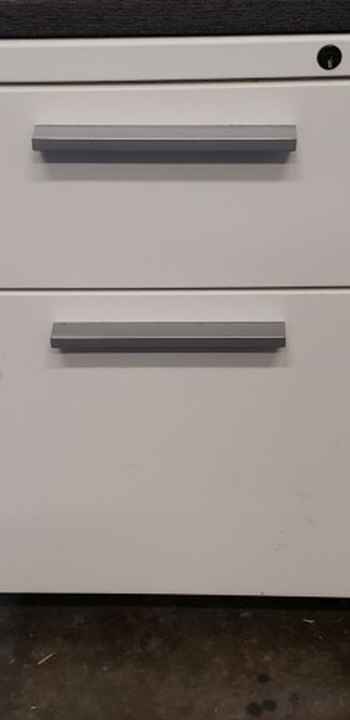 Herman Miller 2 Drawer Locking File Cabinets With Casters