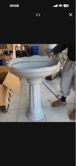 NEW SINK PEDESTAL