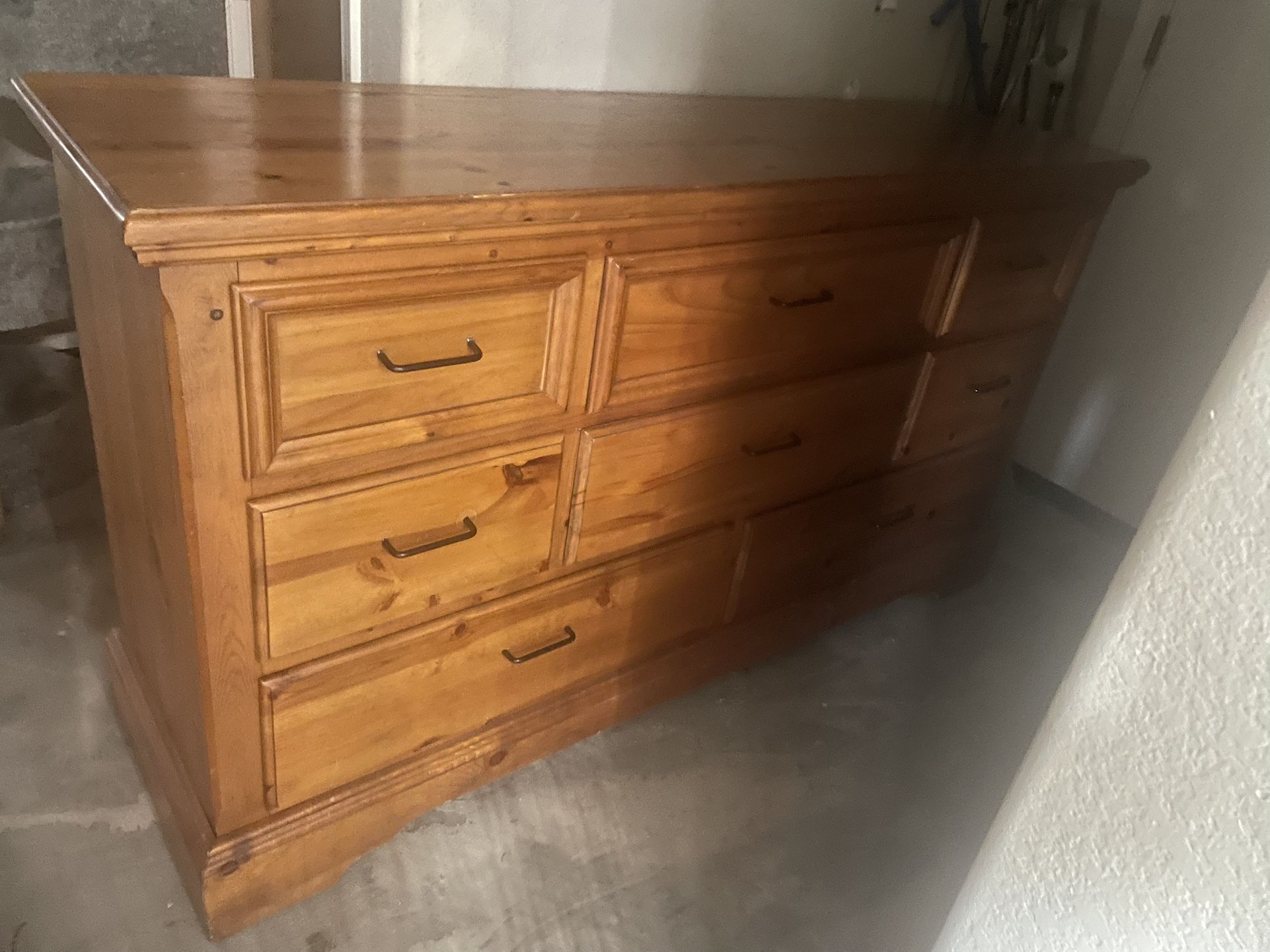 Would Dresser and mirror