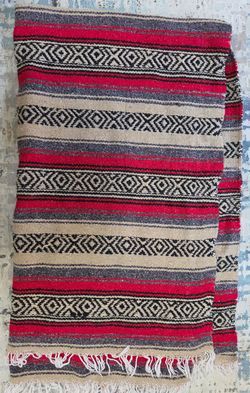 Handwoven Mexican Serape Blanket / Southwestern Woven Throw Rug – 6.5' x 3.5' with Fringe