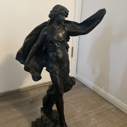 Austin Productions Eugene Marioton la grace Sculpture 