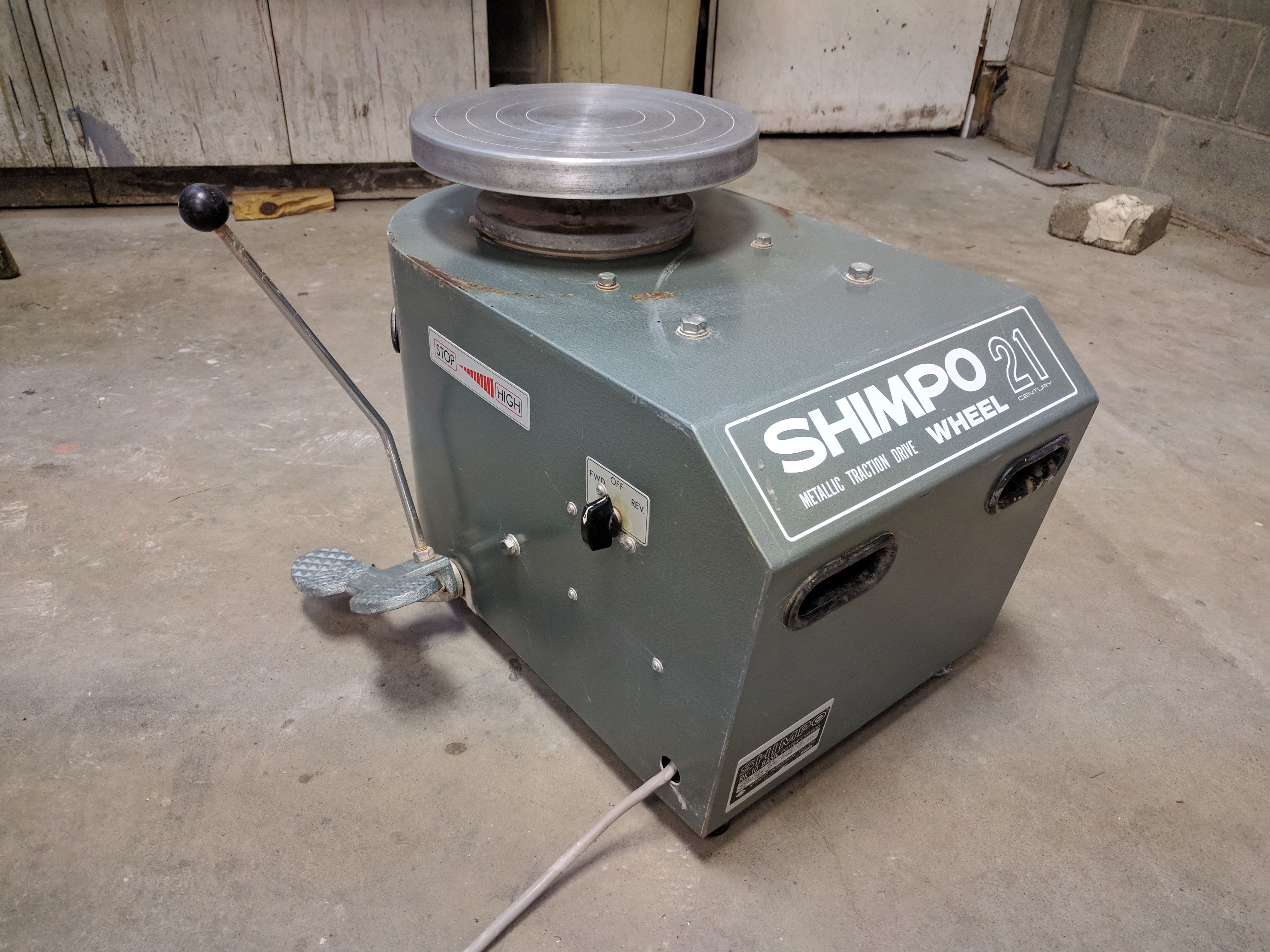 Shimpo RK-10 Basic Potter's Wheel (Pottery Wheel)