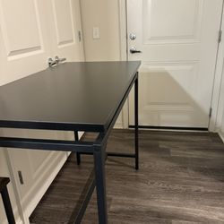 Table/desk
