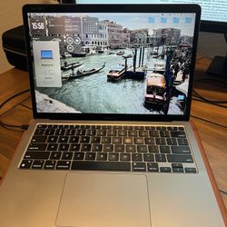 2020 MacBook Air 13” M1 8GB