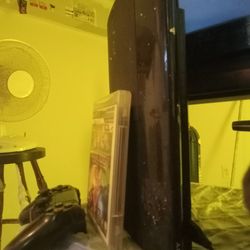 PS3 ...WORKS,  ONE PS4 CONTROLLER AND CORDED