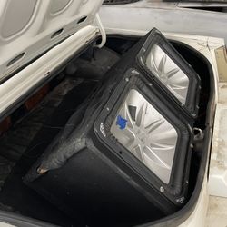 Kicker 15” Subs