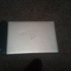 MacBook And Hp Touchscreen