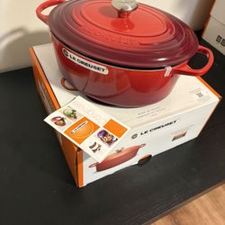 Brand New Le Creuset Signature 8 qt Oval Dutch Oven – Cerise Red, Enameled Cast Iron