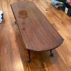 Queen Anne Drop Leaf Coffee Table $25
