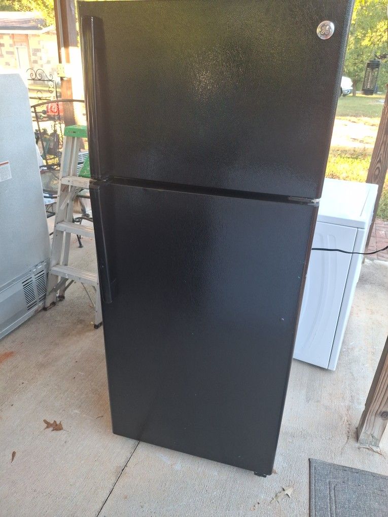 Ge Refrigerator 