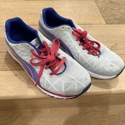 Puma Shoes Size 7