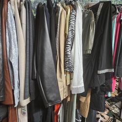 Woman's clothes and shoes -READ DESCRIPTION 