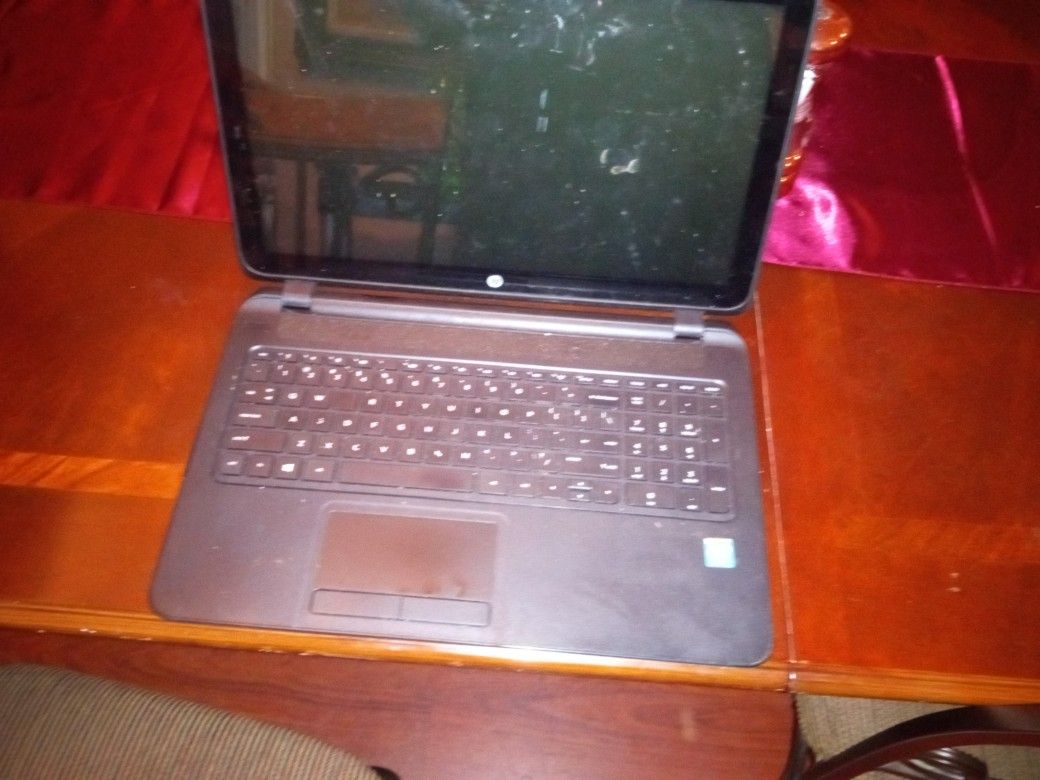 Old HP Laptop - Missing the Cord