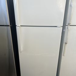 GE Refrigerator 