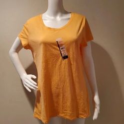 Short-sleeved T-shirt
