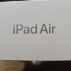 BRAND NEW IPAD AIR 11 INCH 256GB
