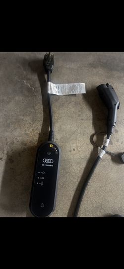 Audi 8tron Car Charger