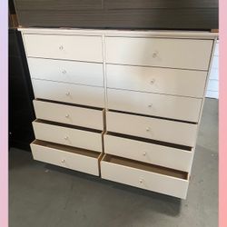 12 drawers dresser / Twelve drawers dresser