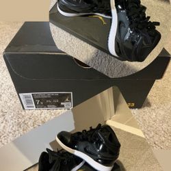 Shoes 7Y 