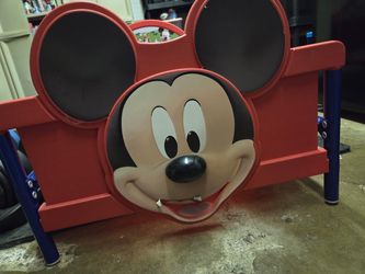 Delta Children Plastic Red Toddler Bed, Disney Mickey Mouse, Good Condition