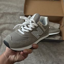 New Balance 574 Size 7