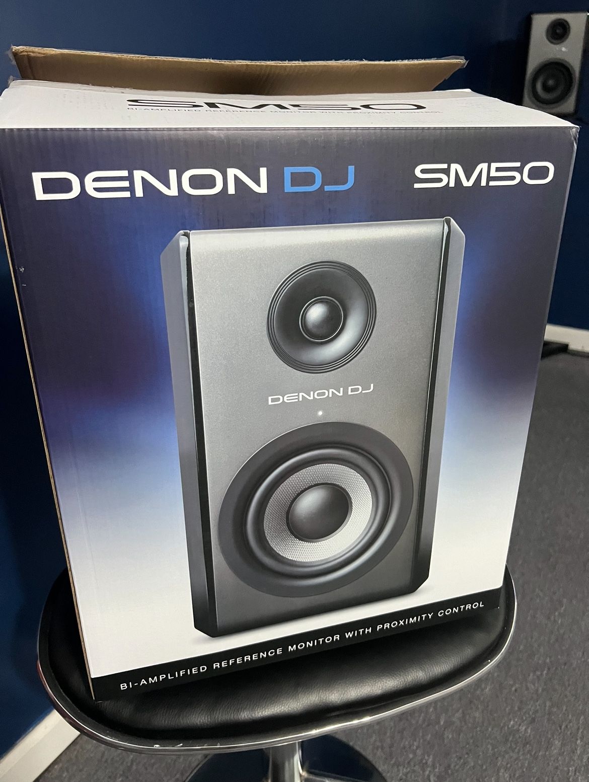 Denon Dj SM50 studio speakers