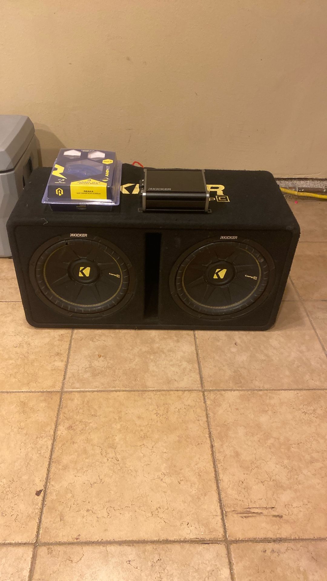 2 12 Inch Subwoofers