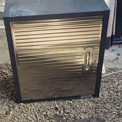 Cabinets  Tool Box Brand New With Keys