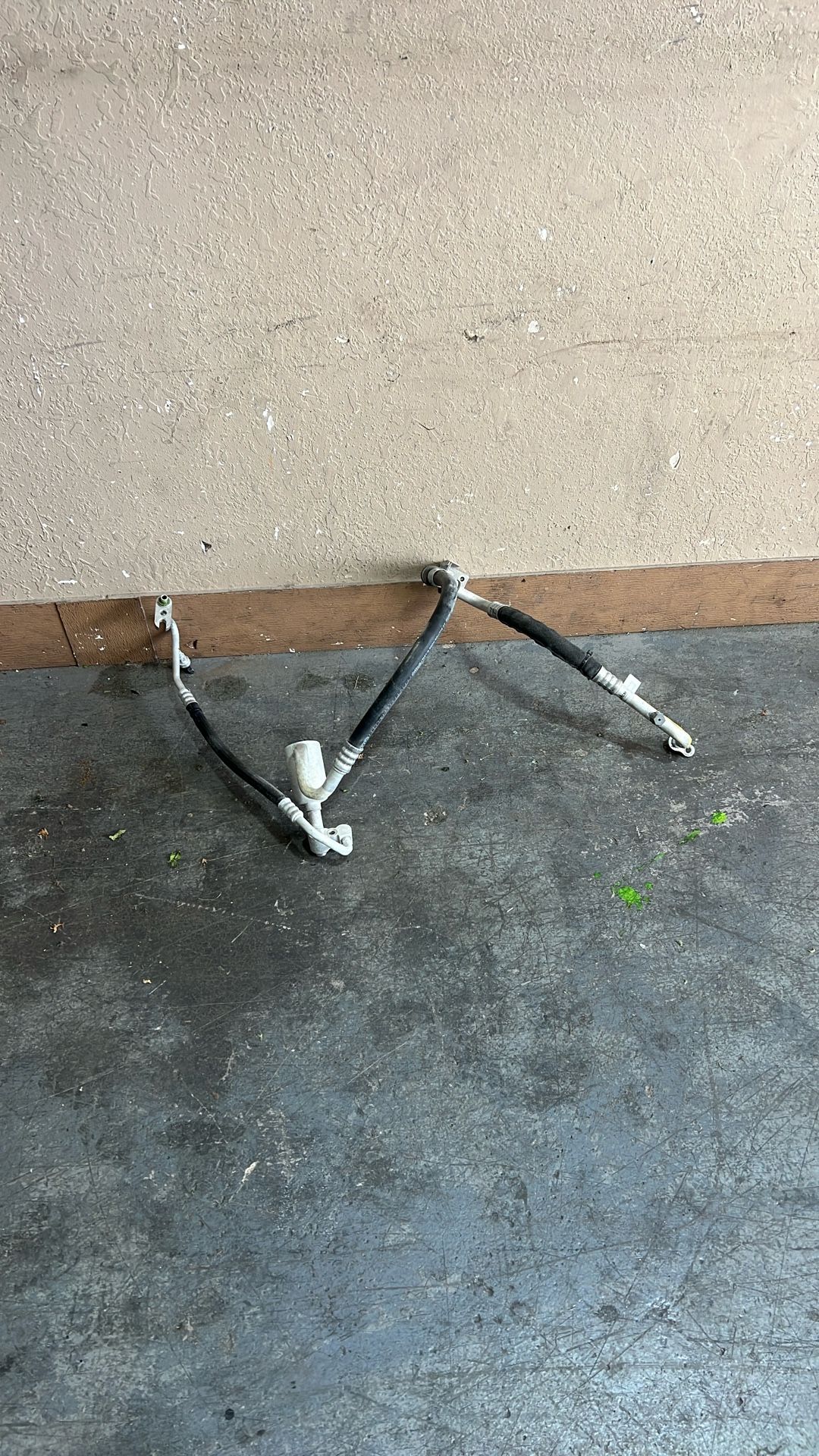 21-25 Buick Envision Air Conditioning  A/C Compressor and Condenser Hose 2021 2022 2023 