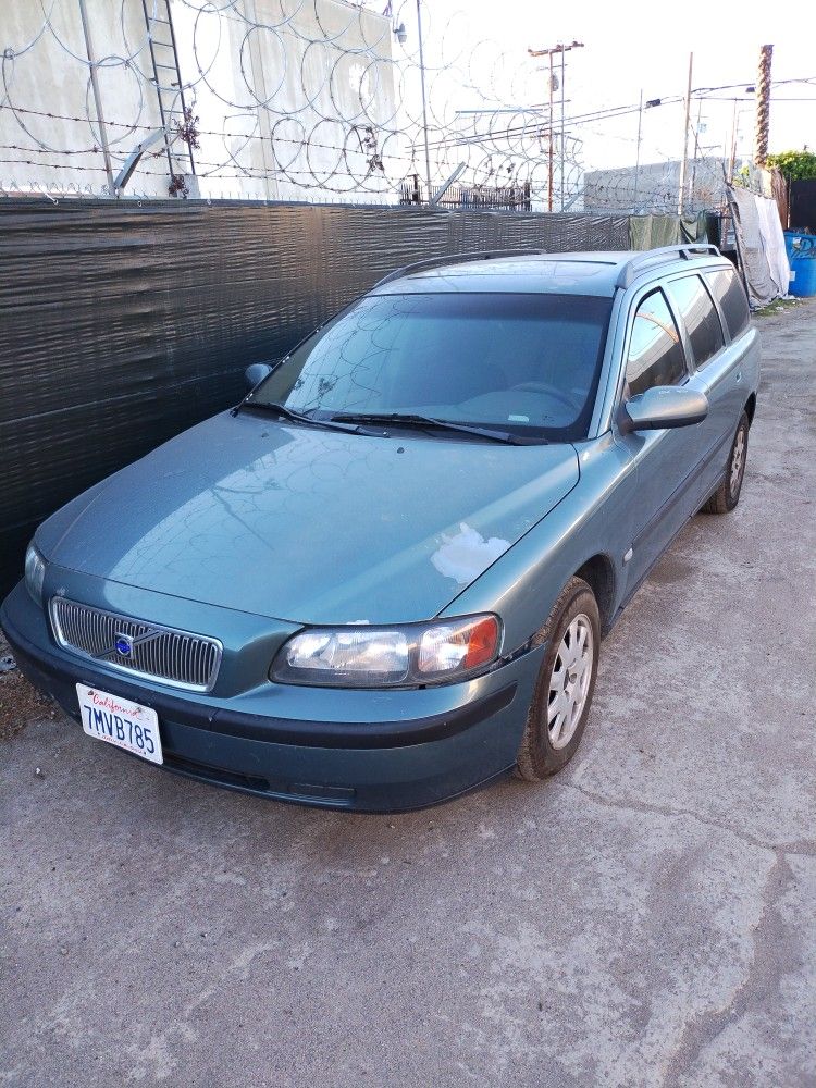 2001 Volvo V70