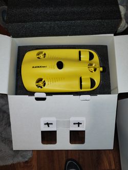 Remote Controlled Underwater Drone Boat (Gladius Mini S 100m Chord Length)