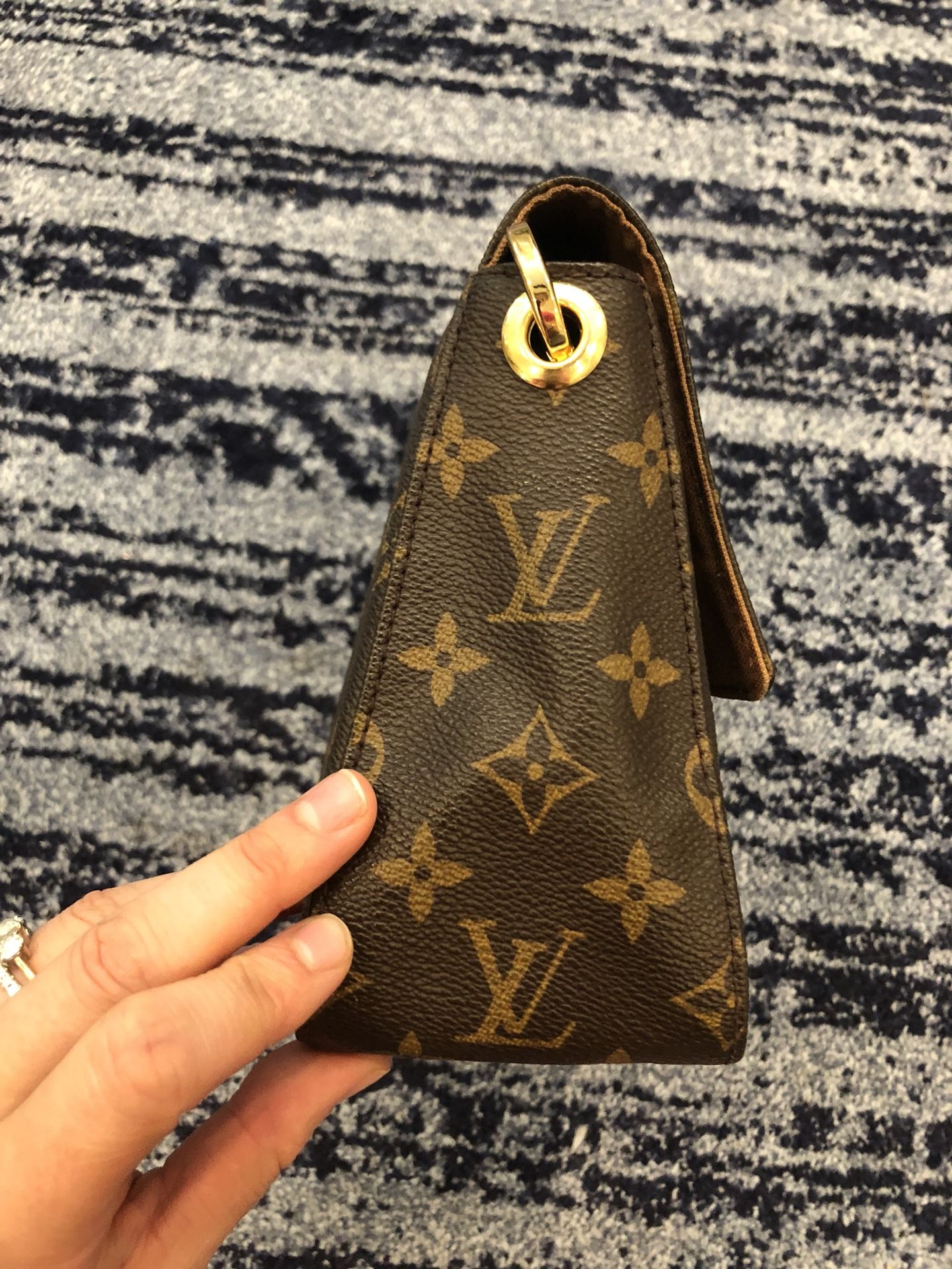 Louis Vuitton Monogram Mini Sac Crossbody Bag – Amarcord Vintage