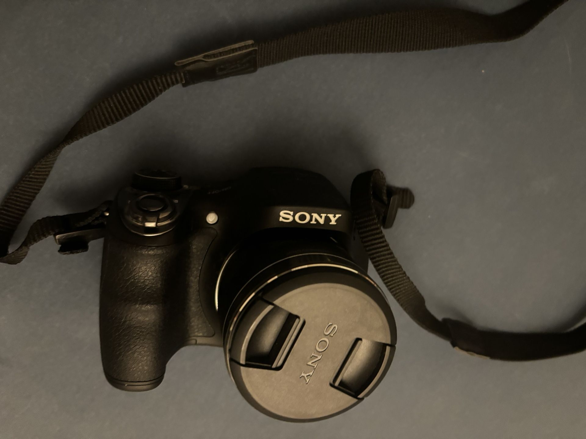 Sony Cyber-shot DSC-H300