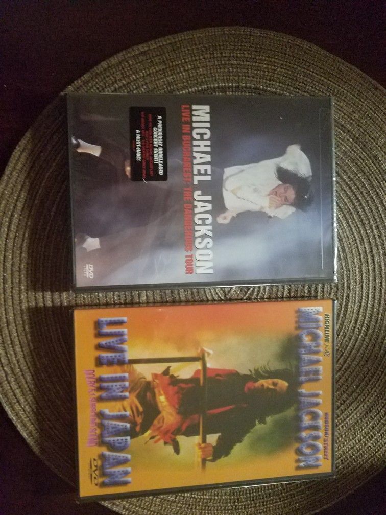 Michael Jackson Live In Japan or Live In Bucharest: The Dangerous Tour