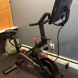 Peloton Bike- Excellent Condition!