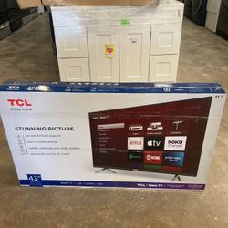 TCL 43S433 43 Class 4K UHD Roku Smart TV