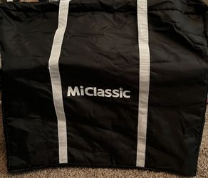 Portable and Rocking Bassinet 