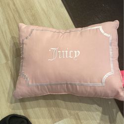 Juicy Couture Pillow Set