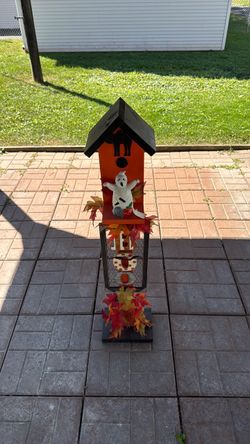 Halloween Decorative Birdhouse Tower