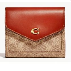 Coach - Colorblock Coated Canvas Signature Wyn Small Wallet

